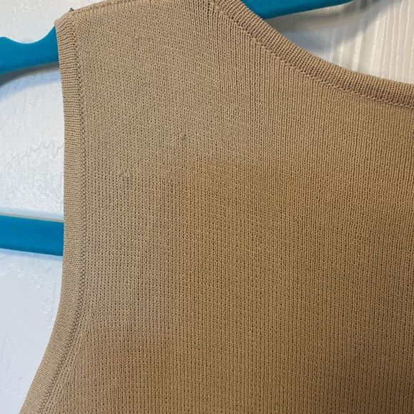 NWT- Joseph A. clothing beaded tan sleeveless shirt-Size Large - Picture 7 of 8